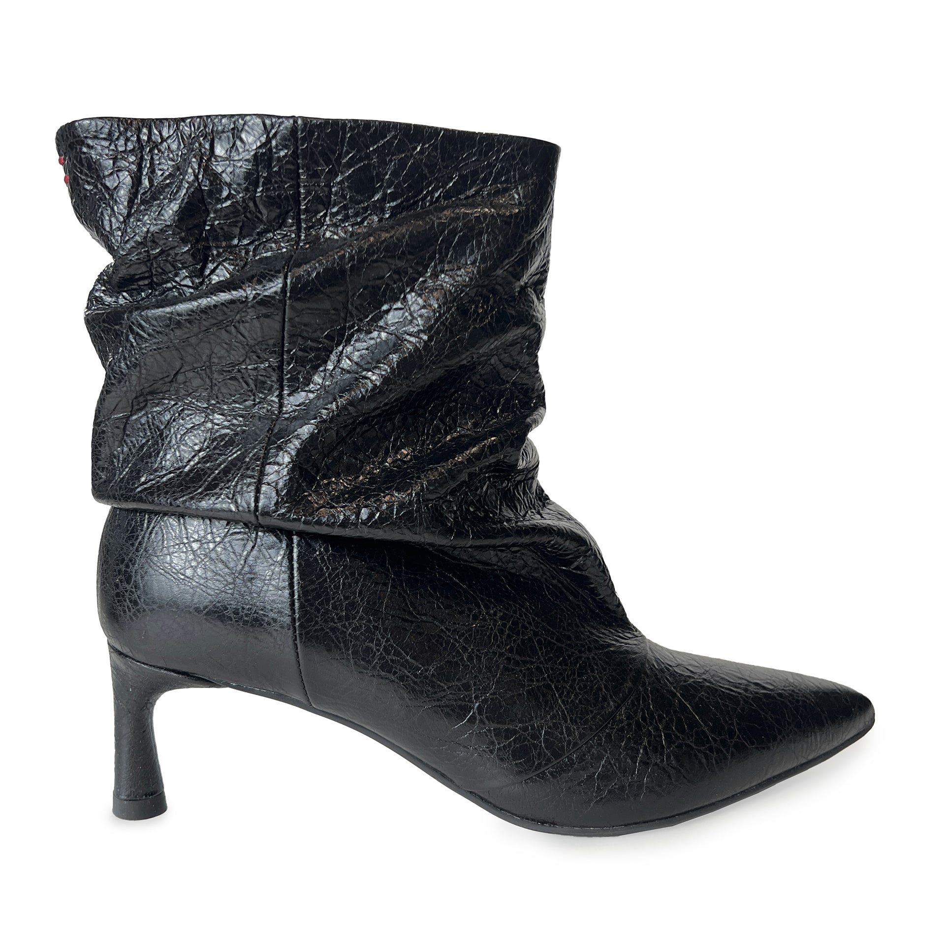 Crinkle Leather Pointy Toe Ruched Ankle Boots - GIL24 Shoes Halmanera Black 36