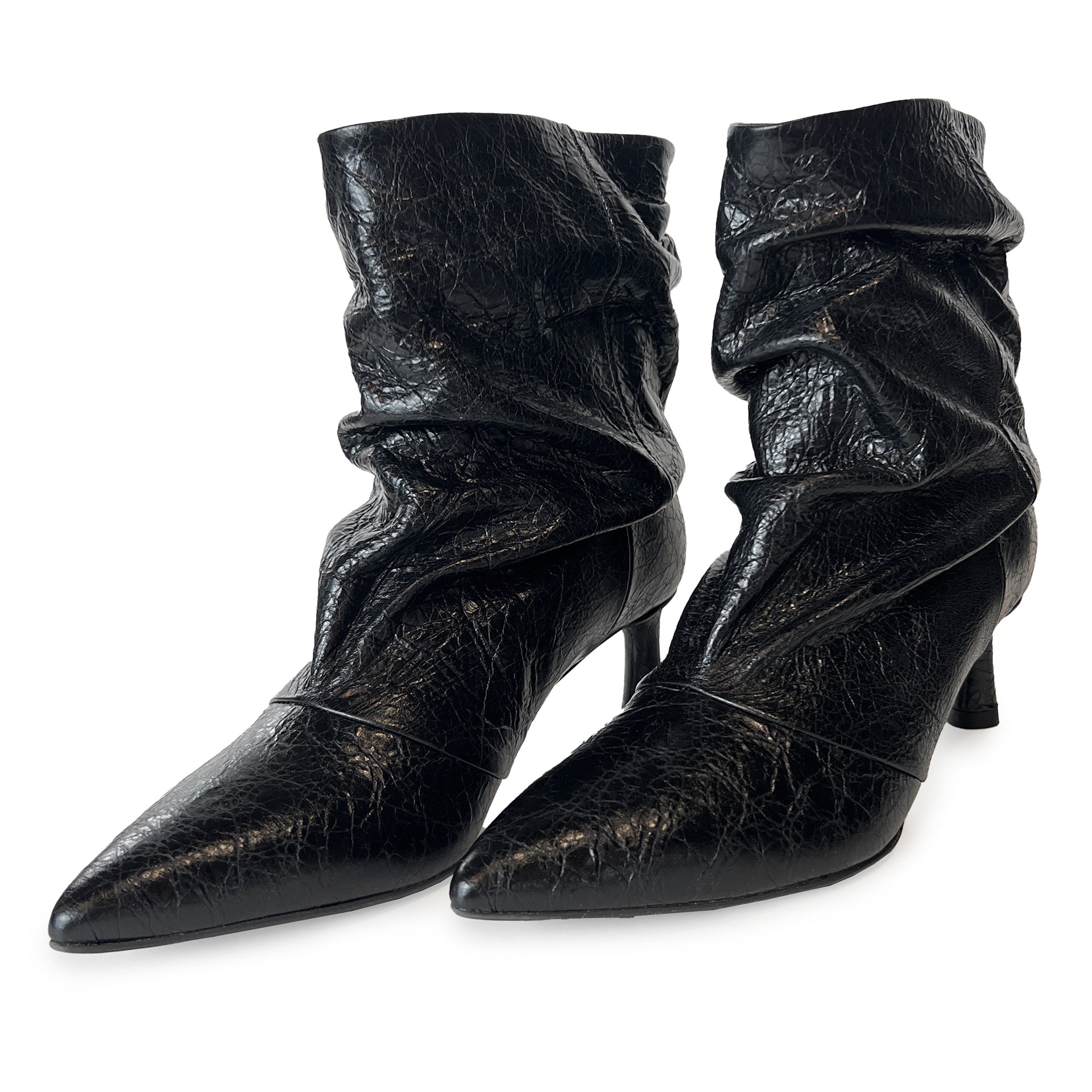 Crinkle Leather Pointy Toe Ruched Ankle Boots - GIL24 Shoes Halmanera