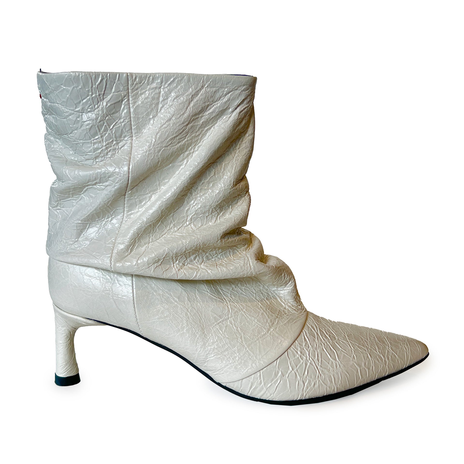 Crinkle Leather Pointy Toe Ruched Ankle Boots - GIL24 Shoes Halmanera Bianco 36