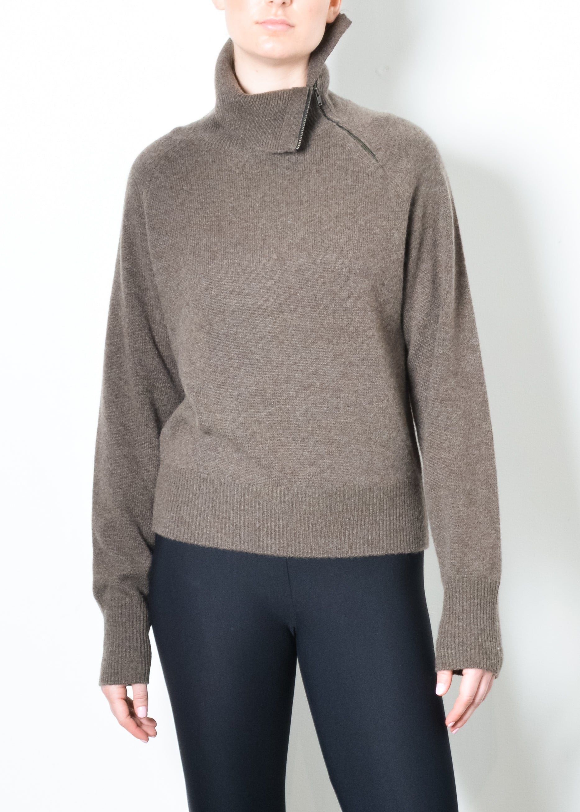 Cashmere Turtle Neck with Zip - TAHOE Sweater STYLEM