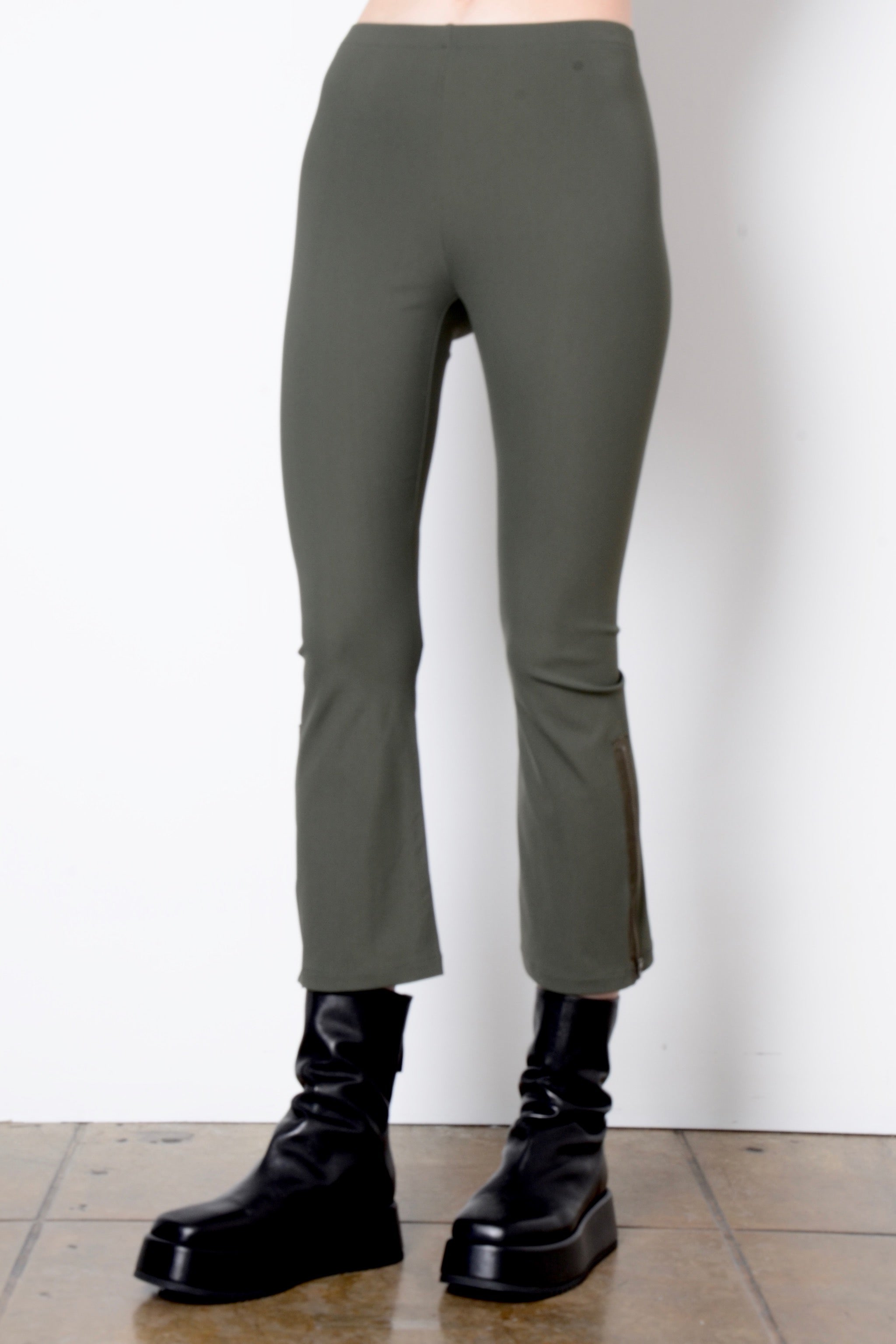 Tech Stretch Cropped Side Zip Pant - MITRA F3 STYLEM