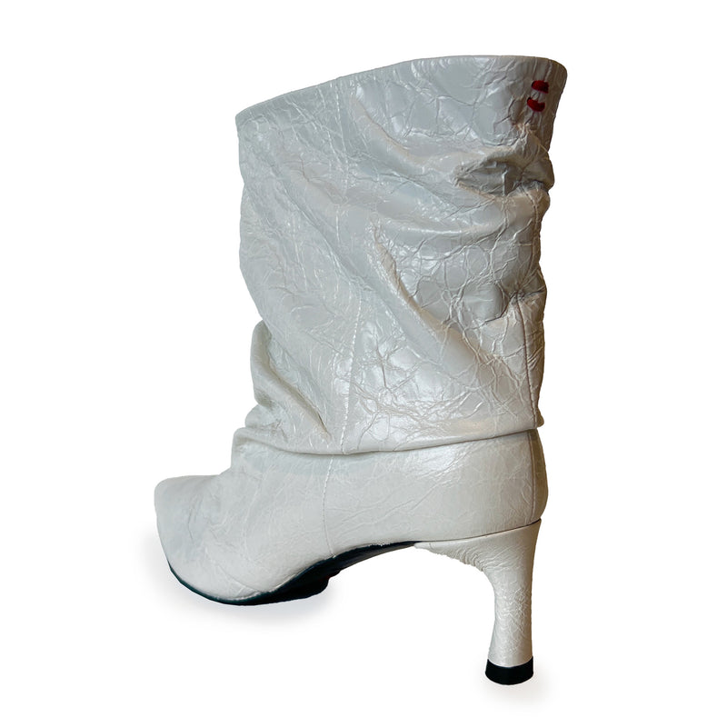 Crinkle Leather Pointy Toe  Ruched Ankle Boots - GIL24