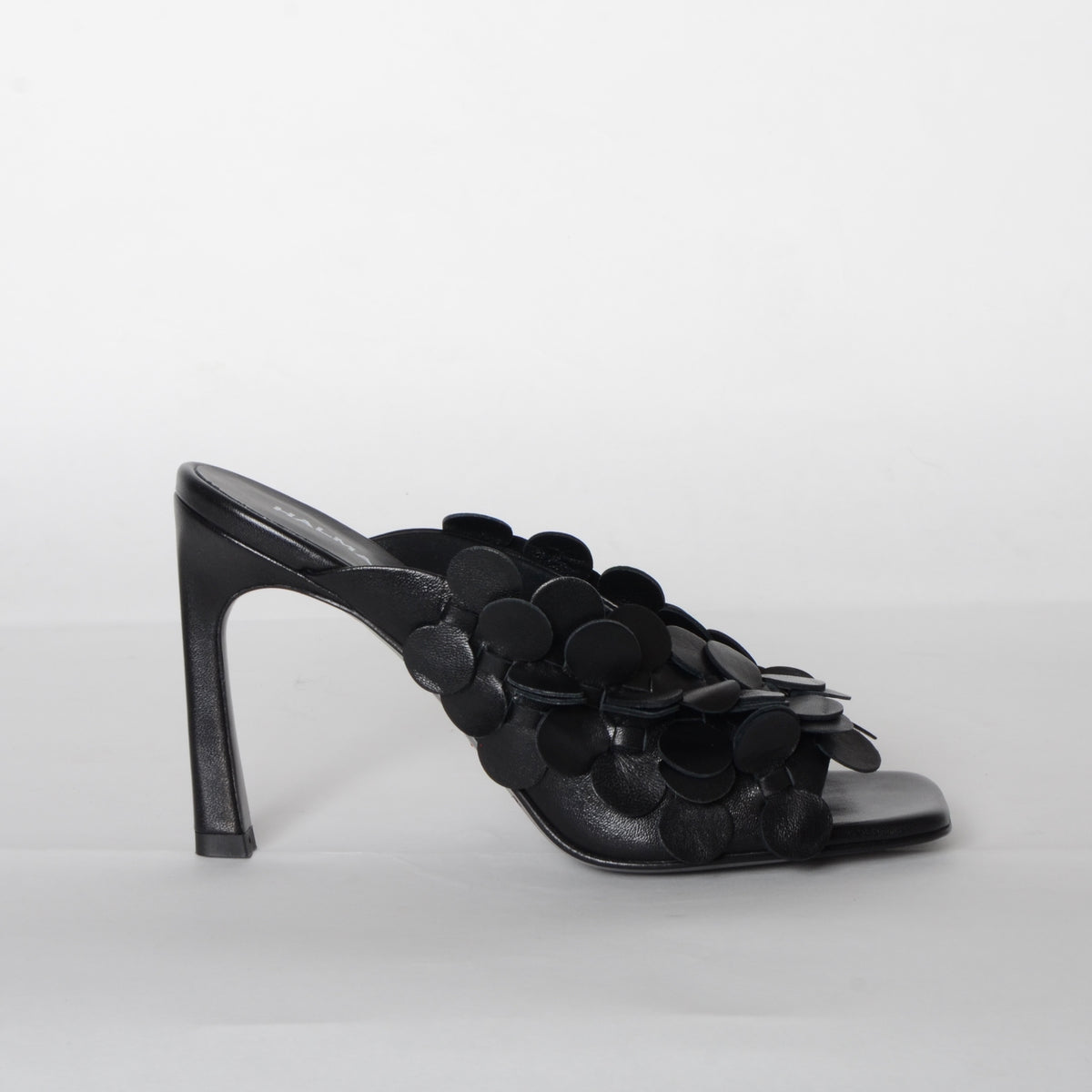 halmanera – Elaine Kim Collection