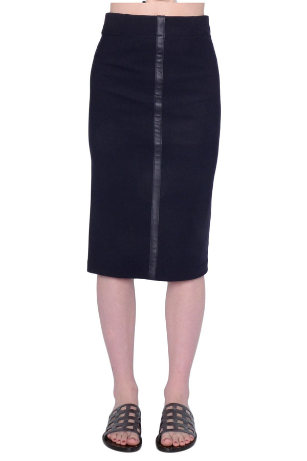 Tech Stretch Skirt with Leather Trim - SERIDA Skirt STYLEM   